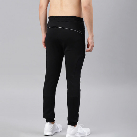 https://designerszone.in/products/men-black-solid-rapid-dry-running-joggers