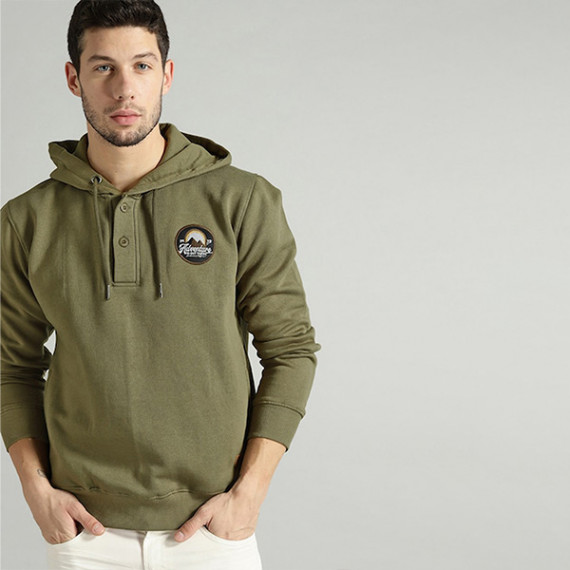 https://designerszone.in/vi/products/the-lifestyle-co-men-olive-green-solid-hooded-sweatshirt