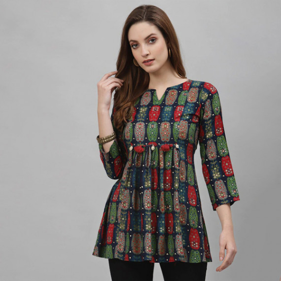 https://designerszone.in/vi/products/blue-green-viscose-rayon-printed-tunic