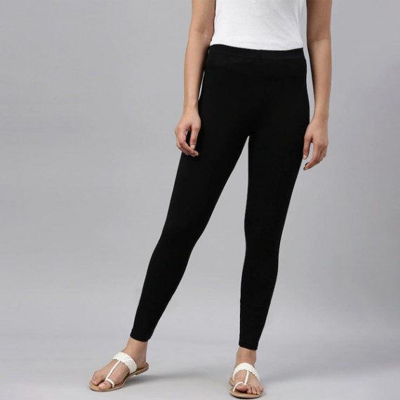 https://designerszone.in/products/women-black-solid-ankle-length-leggings