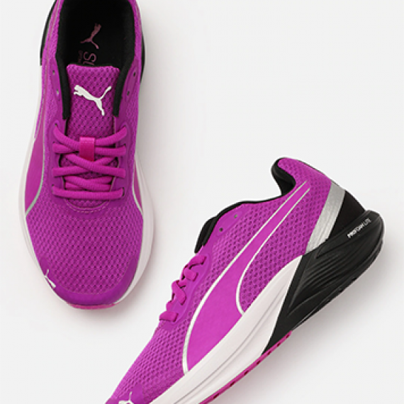 https://designerszone.in/products/women-magenta-feline-profoam-running-shoes