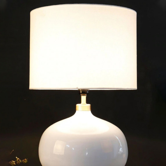 https://designerszone.in/vi/products/white-solid-handcrafted-bedside-standard-lamp