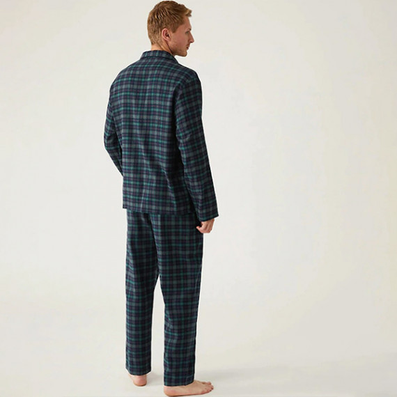 https://designerszone.in/vi/products/men-green-blue-checked-night-suit