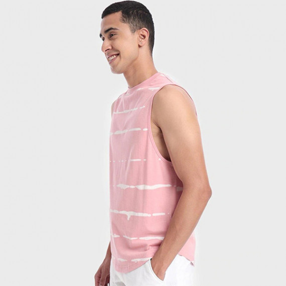 https://designerszone.in/vi/products/men-pink-tie-dye-oversized-vest