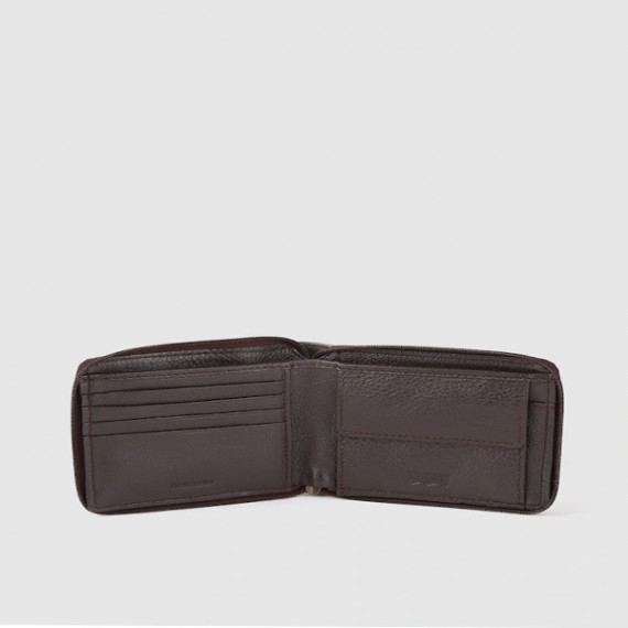 https://designerszone.in/vi/products/men-brown-textured-zip-around-wallet